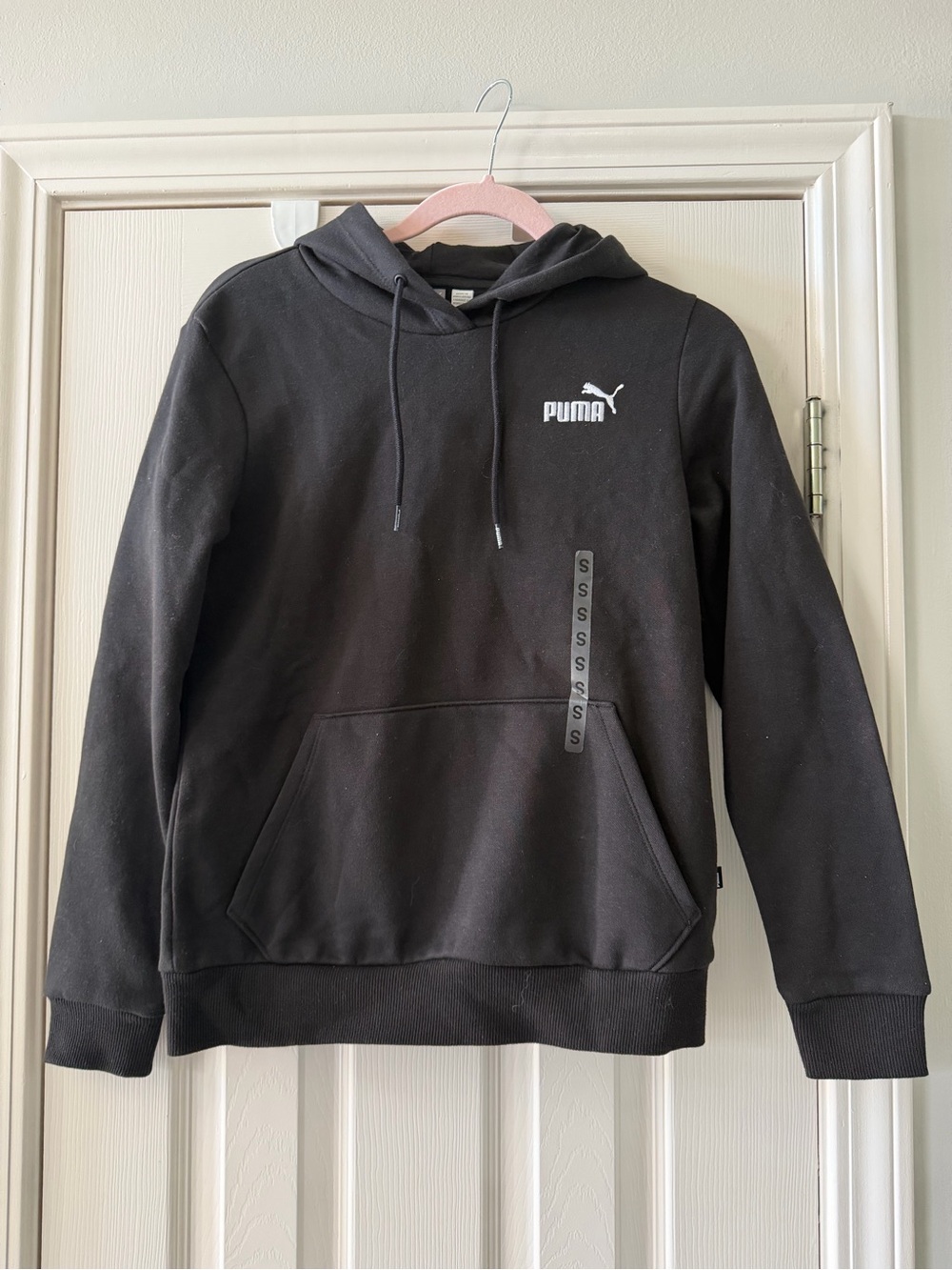 PUMA NWT Essentials Small Logo Fleece Pullover Hoodie Black Small